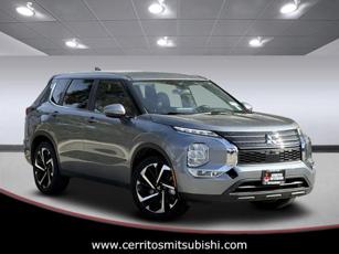 2023 Mitsubishi Outlander